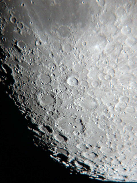 Moon0235A.jpg